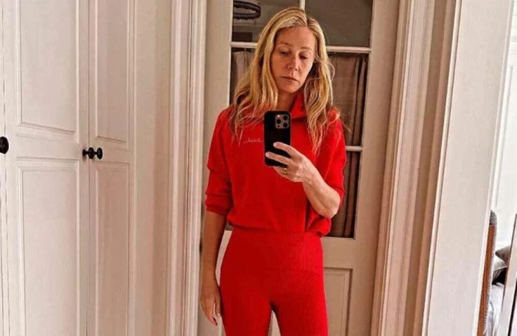 Gwyneth Paltrow admits she loves wearing Spanx!