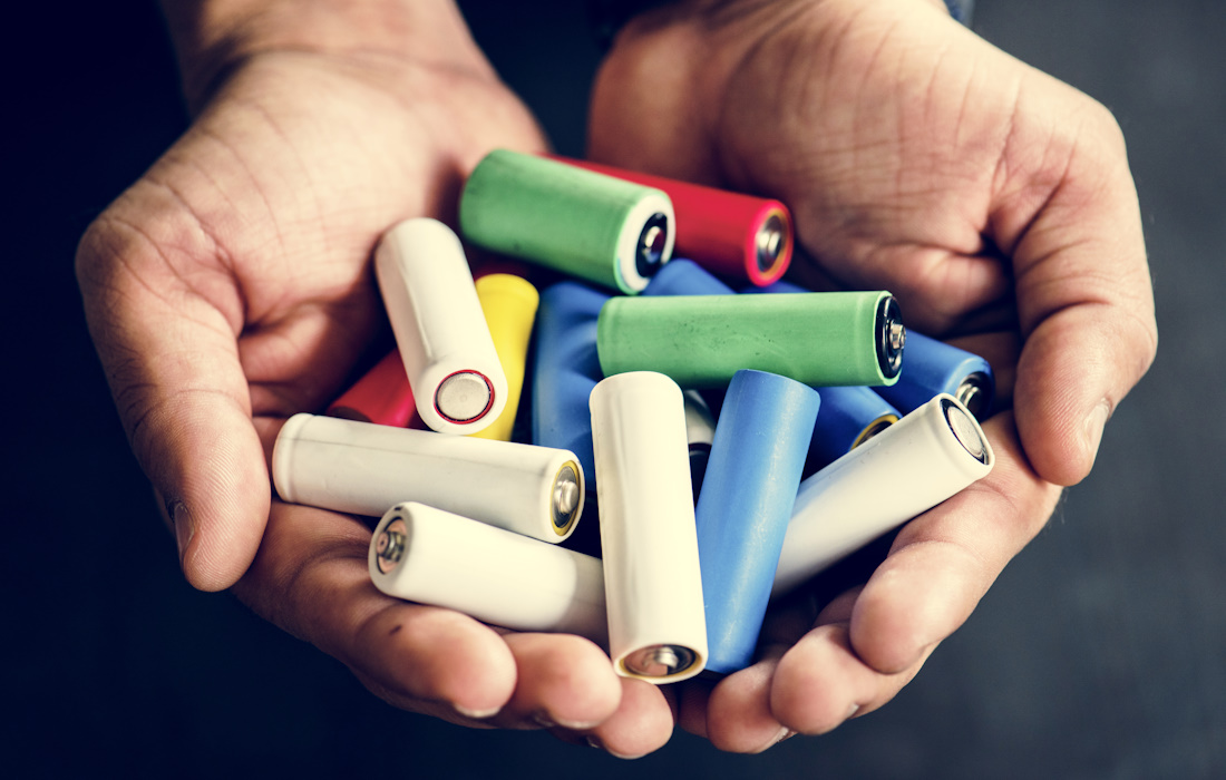 The Sodium Solution: Reducing Costs and Complexity in Batteries