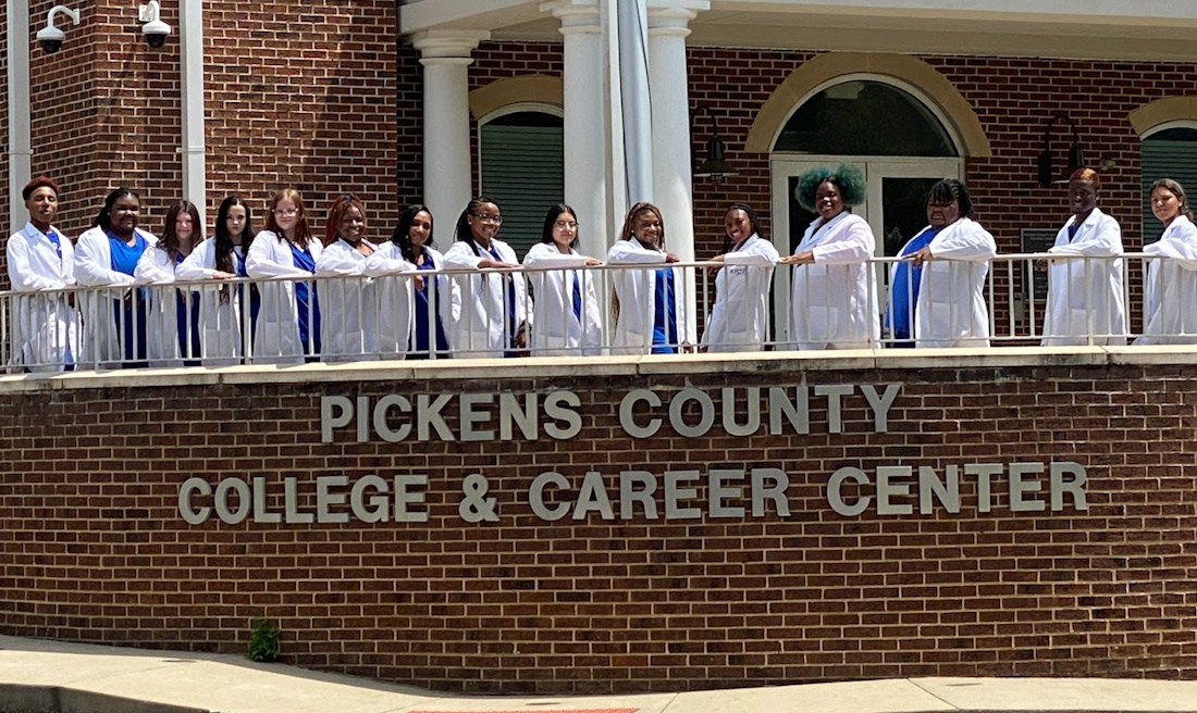 Pickens County Career and Technology Center gets VR flight simulator