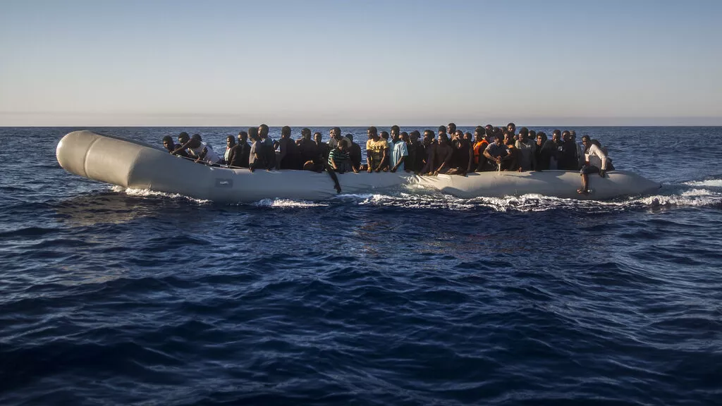 At least 100 people missing after boat capsized in northern Nigeria