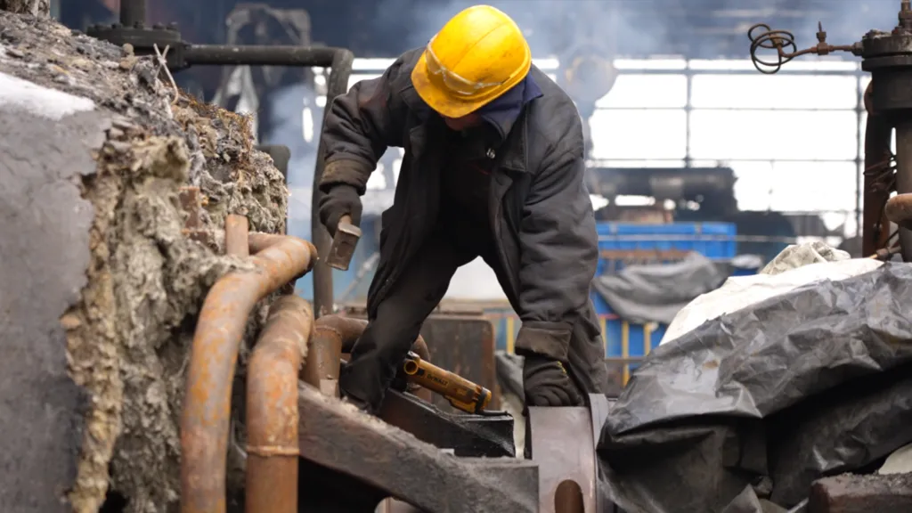 Ukraine fights to keep lights on after Russia hammers power plants