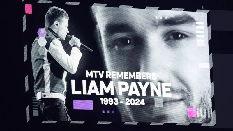 Rita Ora is tearful in tribute to Liam Payne at MTV Awards