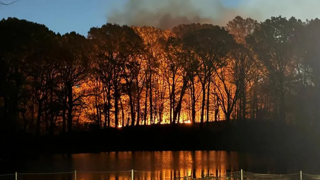 Teenage park ranger dies as wildfires burn in New York State
