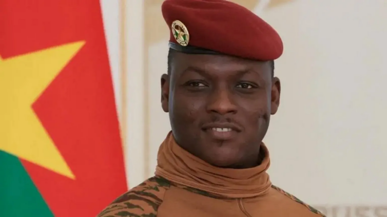 Military leader dissolves Burkina Faso’s government