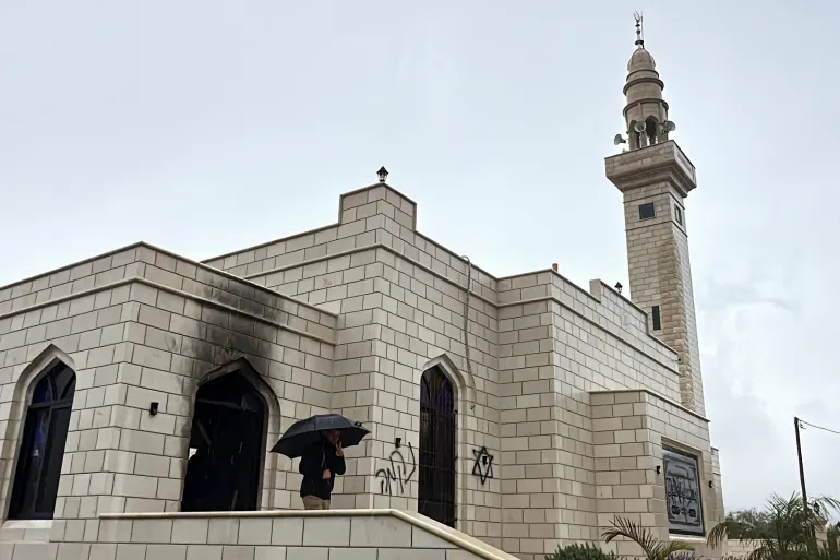 Israeli settlers set mosque on fire in occupied West Bank