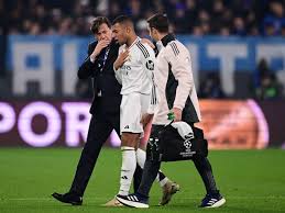 Injured Mbappé to travel with Real Madrid to Qatar