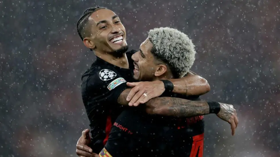 Barcelona storm back to beat Benefica in nine-goal epic
