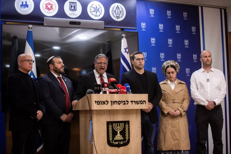 Israel: Security minister threatens to resign over ceasefire