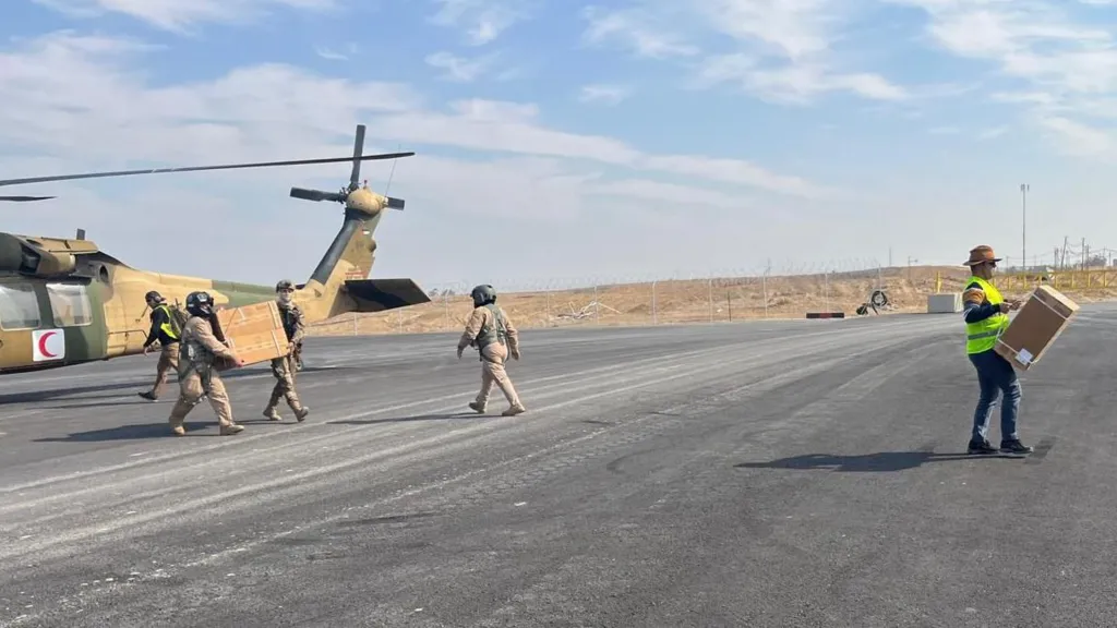 BBC travels with first Jordanian helicopter delivering aid inside Gaza