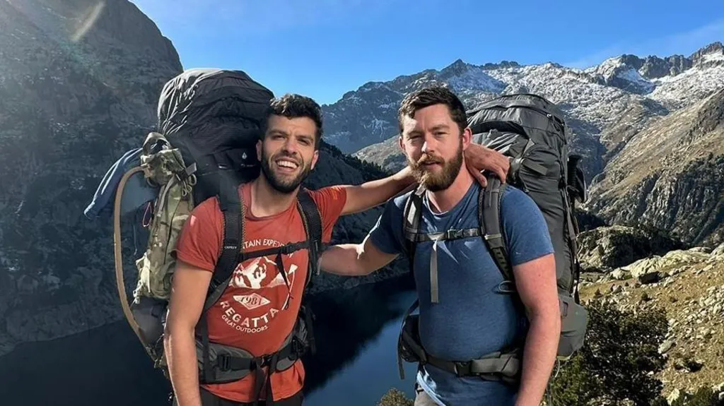 Body found in search for missing Italy hikers
