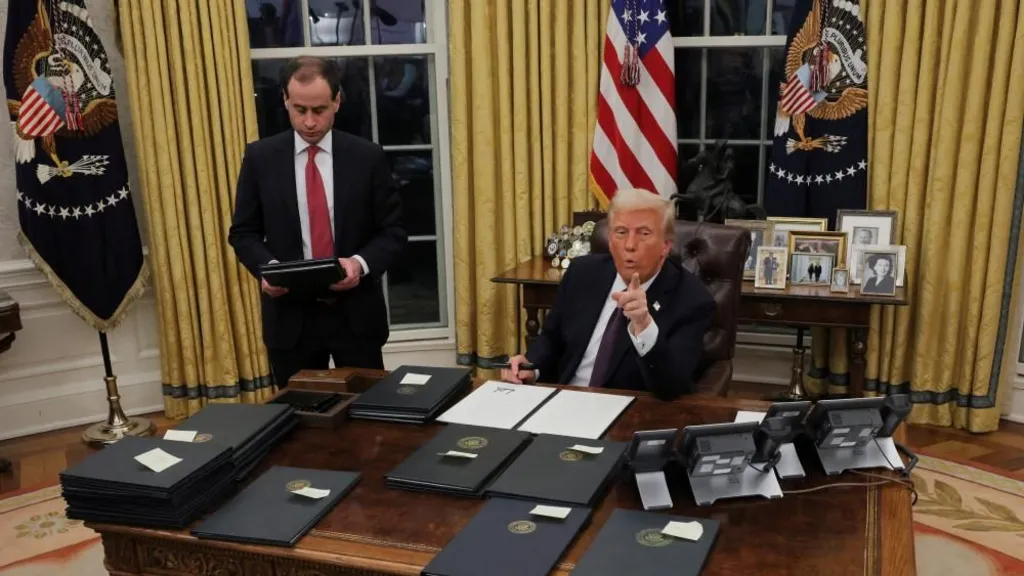 Trump comes out swinging in rapid start to presidency