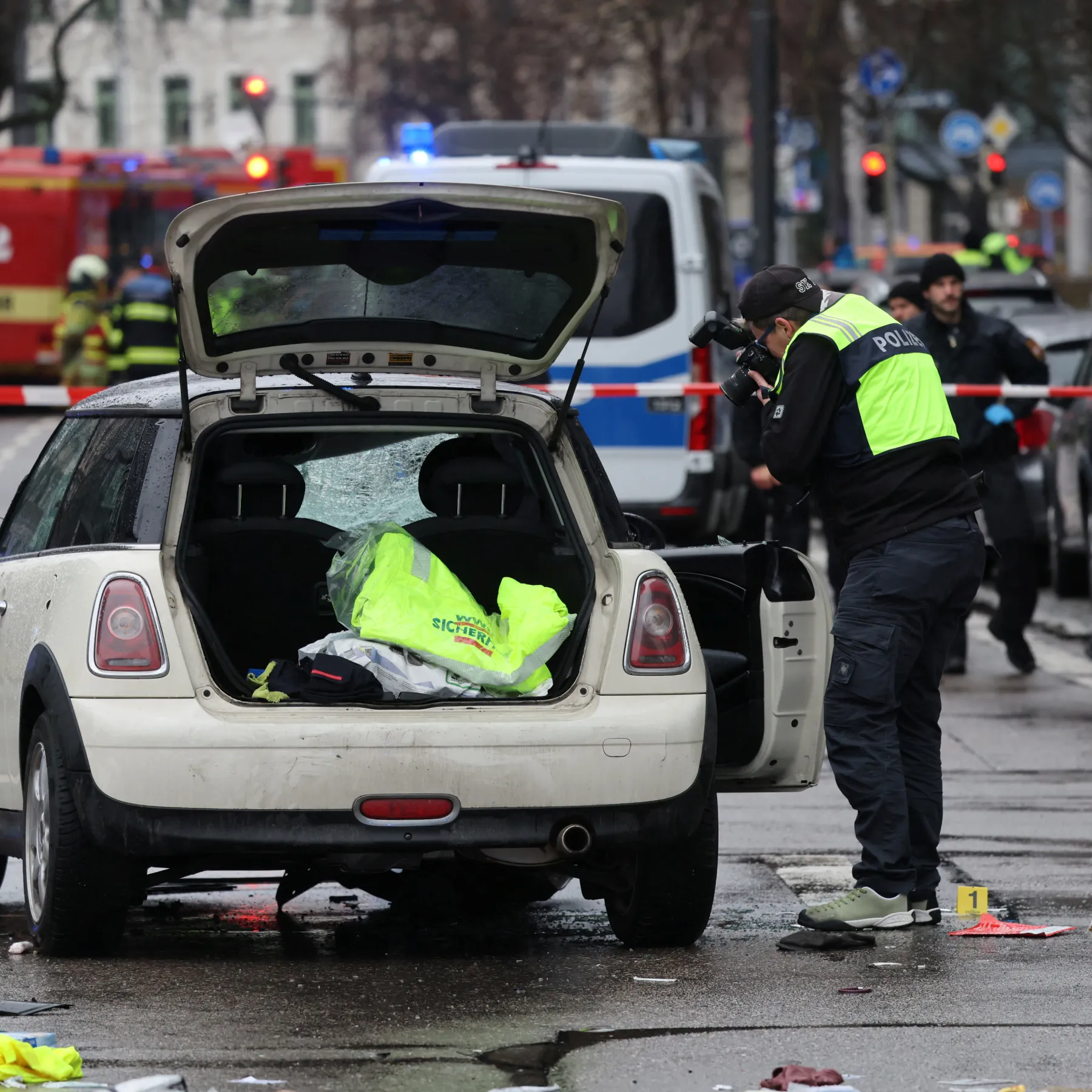 Two-year-old girl, mother after injured in Munich car-ramming dead
