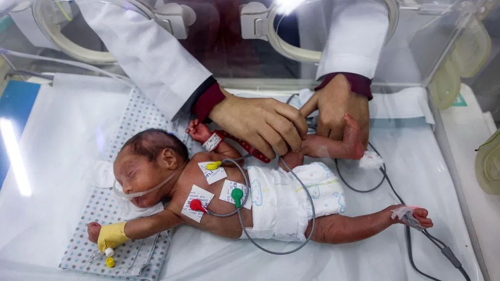 Gaza: Six babies dead from cold over two weeks – Medics say