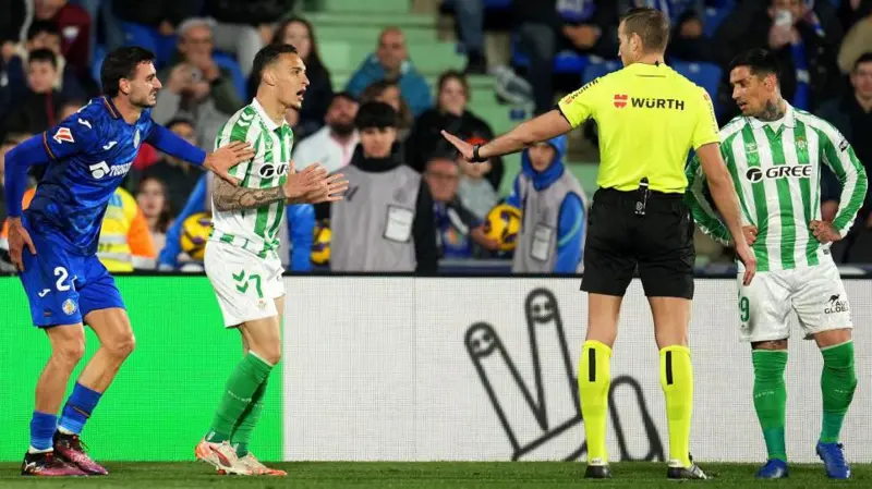 Antony sent off in narrow Real Betis win at Getafe