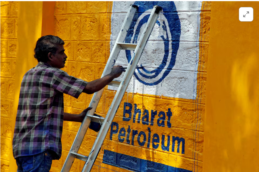 Indian oil companies in talks to buy U.S. LNG supplies
