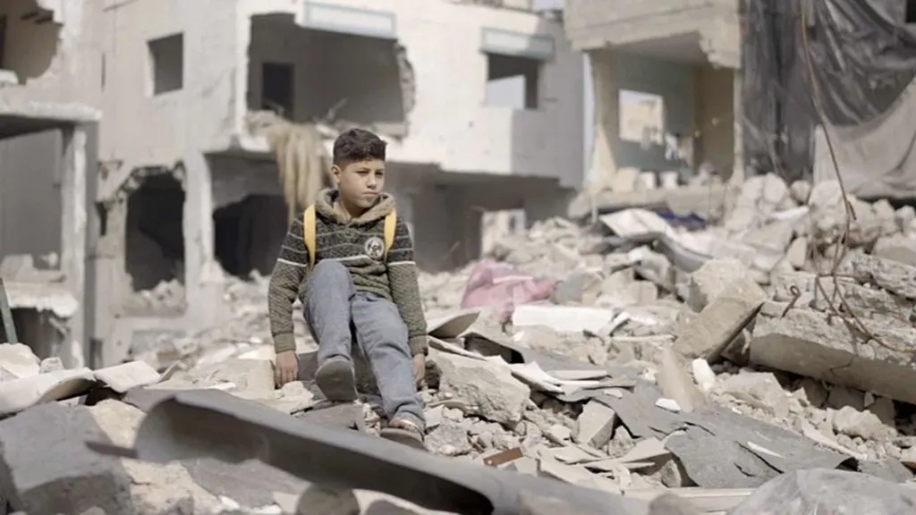 ‘I miss my school’: BBC launches programme for children in war zones