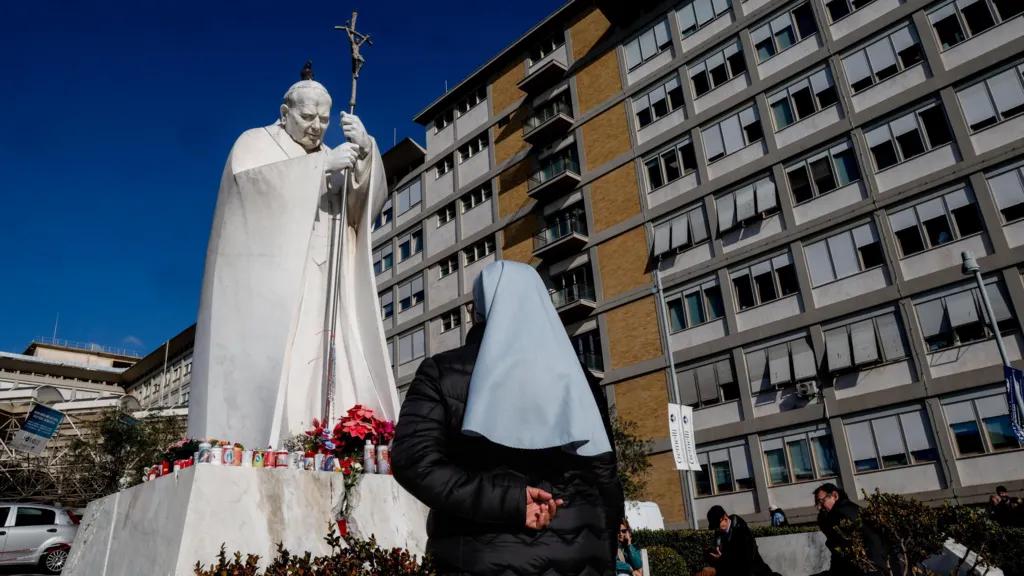The Roman hospital caring for Pope Francis